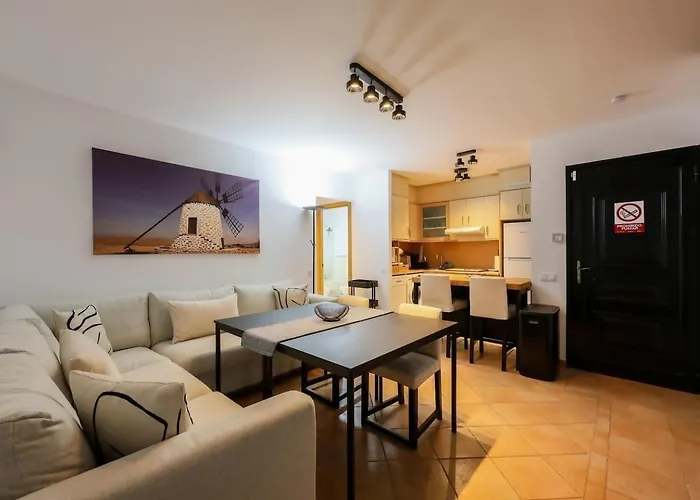 Holaola Highclass Townhouse