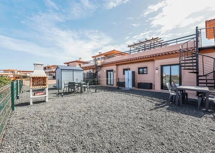 Holaola Highclass Townhouse Hébergement de vacances *