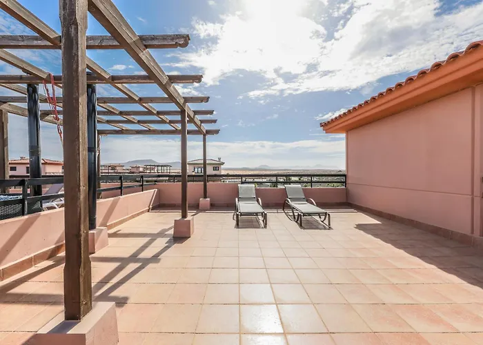 Holaola Highclass Townhouse Hébergement de vacances Lajares