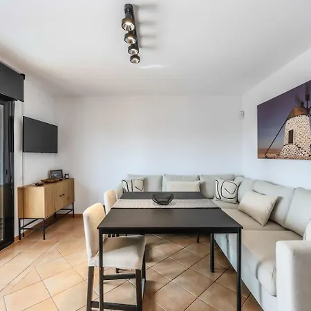 Holaola Highclass Townhouse * לאחארס