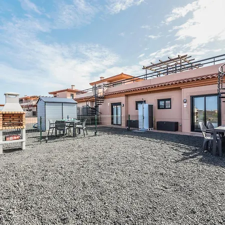 Holaola Highclass Townhouse Ferienhaus *