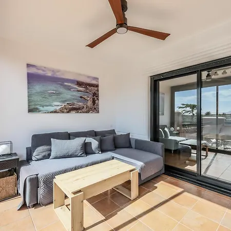 Holaola Highclass Townhouse לאחארס